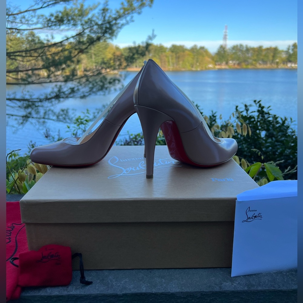 Christian Louboutin Decollete 868